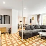 180 Suite Eden, Luxury APT at Sacré Coeur